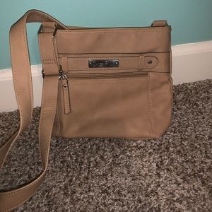 Tan Crossover purse🤎